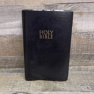 NIV Bible Black Leather Zondervan